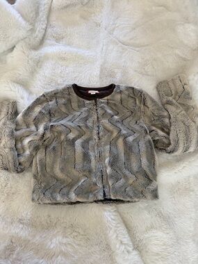 ruby & bloom Cream Faux Fur Jacket with Brown Trim